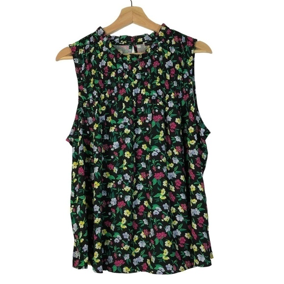 Ann Taylor Floral Smocked Yoke Mixed Media Shell Tank Top L - Picture 2 of 4